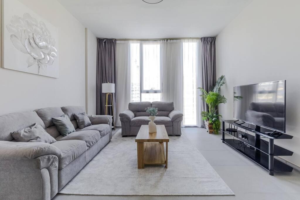 Sahab - Solo 1Br Apt In Al Jada Sharjah Ngoại thất bức ảnh