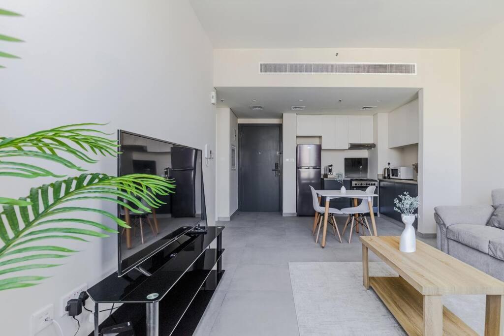 Sahab - Solo 1Br Apt In Al Jada Sharjah Ngoại thất bức ảnh
